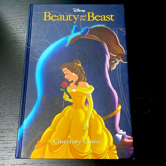 Beauty and the beast Cinestory Comic - Picture 1 of 4